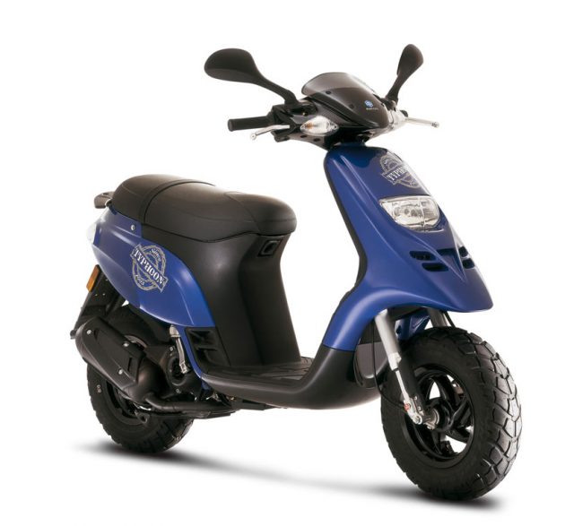 rhodes-scooter_TYPHOON PIAGIO 80cc